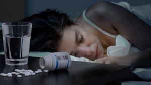 Позбавляємося від безсоння: прості та ефективні народні засоби